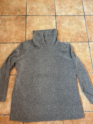 Jersey cuello alto gris