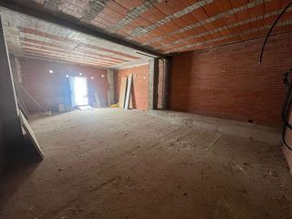 Local comercial en venta en Universidad en Ávila