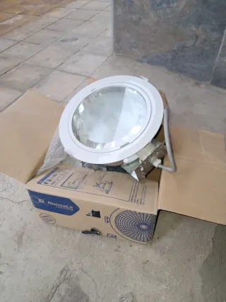 Foco LED Normalit Nuevo