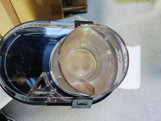 Exprimidor para fruta y verdura KESSER