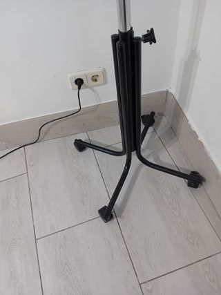 Mesa auxiliar TV Lausseq