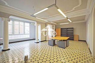 Oficina en alquiler en La Dreta de l'Eixample en Barcelona