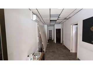 Local comercial en venta en Plaza de Toros - Santa Rita en Almería