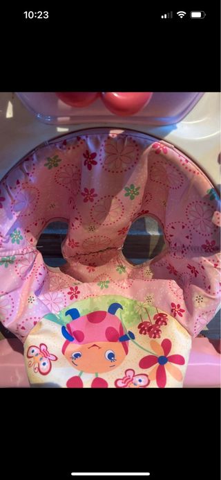 Andador bebé rosa con juguetes