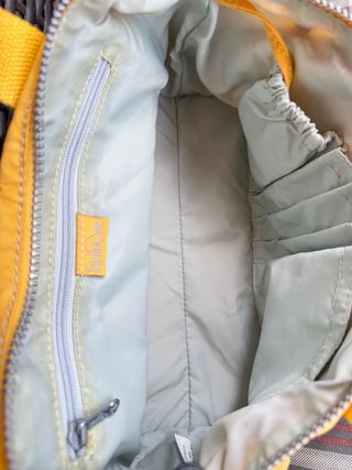 Bolso Kipling modelo : Mando  Como nuevo