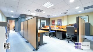 Oficina en alquiler en La Dreta de l'Eixample en Barcelona