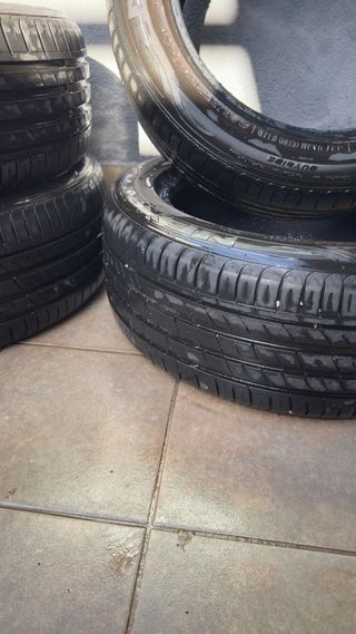 4 Neumáticos Nexen 235/50/18 101W con 12000 km