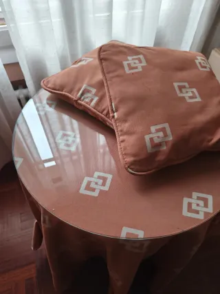 Mesa Camilla 70cm + Cristal + 4 Cojines