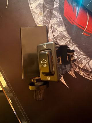 Botón Antiniebla y Reóstato Mitsubishi