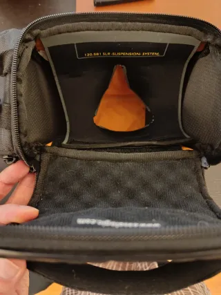 Bolsa Cámara Reflex Case Logic Negra