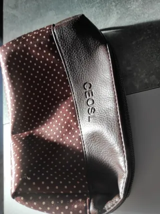 Neceser Geost Marrón