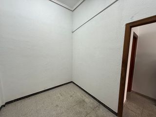 Local comercial en alquiler en El Pla de Sant Josep - L'Asil en Elche