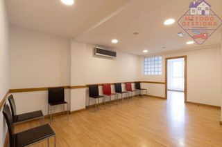 Oficina en venta en Castilla - Hermida en Santander