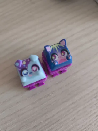 Lote 2 figuras Juana