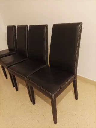 4 sillas comedor polipiel negra (tengo 4)