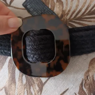 Cinturón Zara Negro ajustable. Nuevo