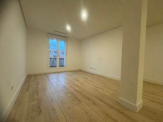 Ático en alquiler en Nueva España en Madrid