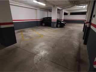 Garaje en venta en Eixample Nord – La Devesa en Girona