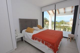 Chalet en alquiler en Elviria en Marbella