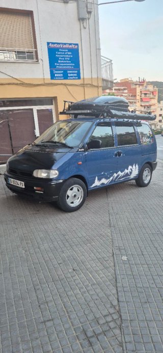 Nissan Serena 1994