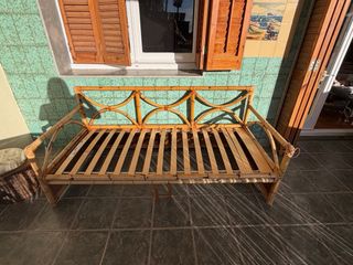 Estantería y sillón bambú vintage