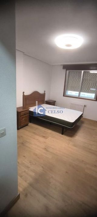 Piso en alquiler en Centro en Ourense