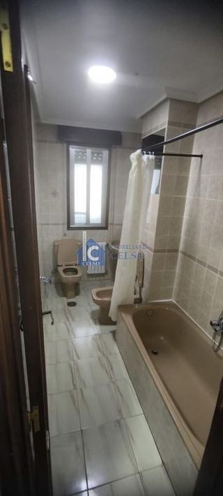 Piso en alquiler en Centro en Ourense