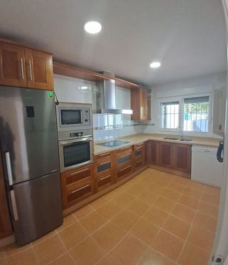 Casa adosada en alquiler en Casco Antiguo en Mairena del Aljarafe