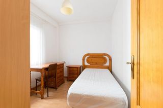 Piso en venta en Centro en Almería