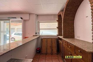 Local comercial en venta en Plaza de Toros - Santa Rita en Almería