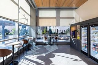 Oficina en alquiler en San Juan Bautista en Madrid