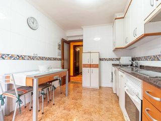 Piso en alquiler en Centro en Gijón