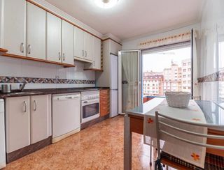 Piso en alquiler en Centro en Gijón