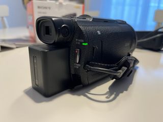 Cámara Sony Handycam FDR-AX33 Negra