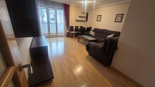 Piso en alquiler en San Mamés - La Palomera en León