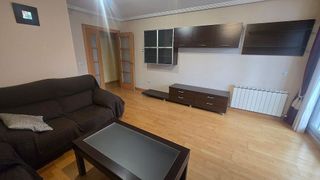 Piso en alquiler en San Mamés - La Palomera en León