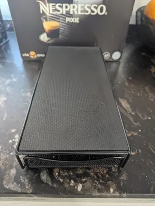 Cafetera Nespresso Pixie