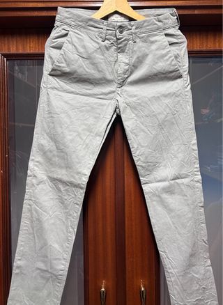 Pantalón chino gris talla S