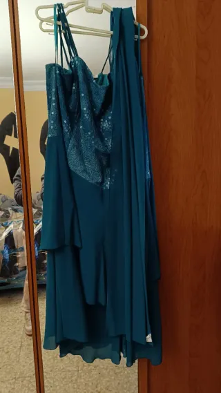 Vestido de fiesta + chal (vestinela / 50)