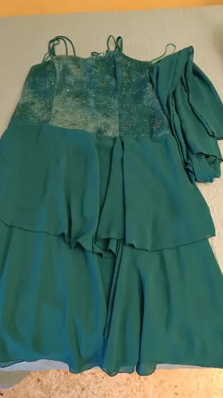 Vestido de fiesta + chal (vestinela / 50)