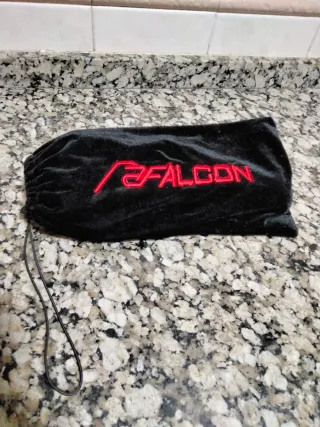 Juguete con bolsa terciopelo de la firma Falcon