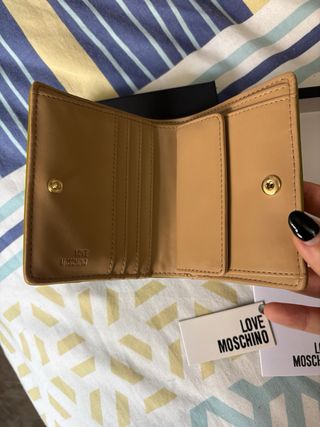 Cartera LOVE MOSCHINO verde y dorada