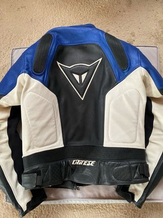 Mono Dainese 2 piezas Piel Azul/Negro/Blanco