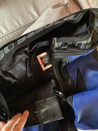 Mono Dainese 2 piezas Piel Azul/Negro/Blanco