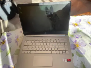 Portátil HP 14s-fq0000ns Plata