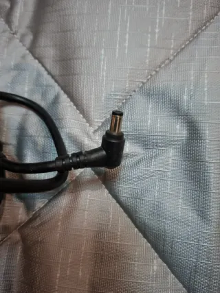 Adaptador Delta Electronics 12V 7.5A