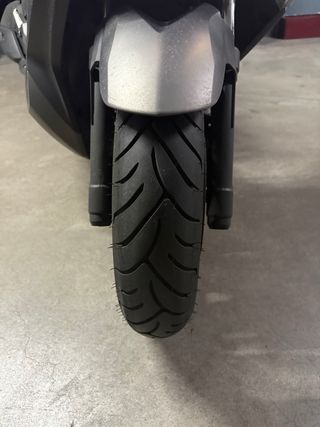 Yamaha XMAX 2016 Scooter ITV Agosto 2027