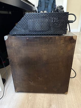 Caja de Subwoofer Hi-Fi Hecha a Mano