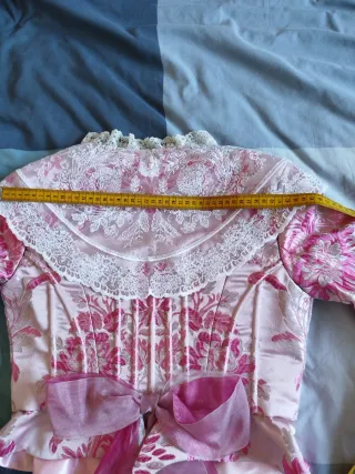 Traje de Fallera Rosa con zapatos talla 40