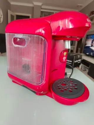 Cafetera Bosch Tassimo Roja